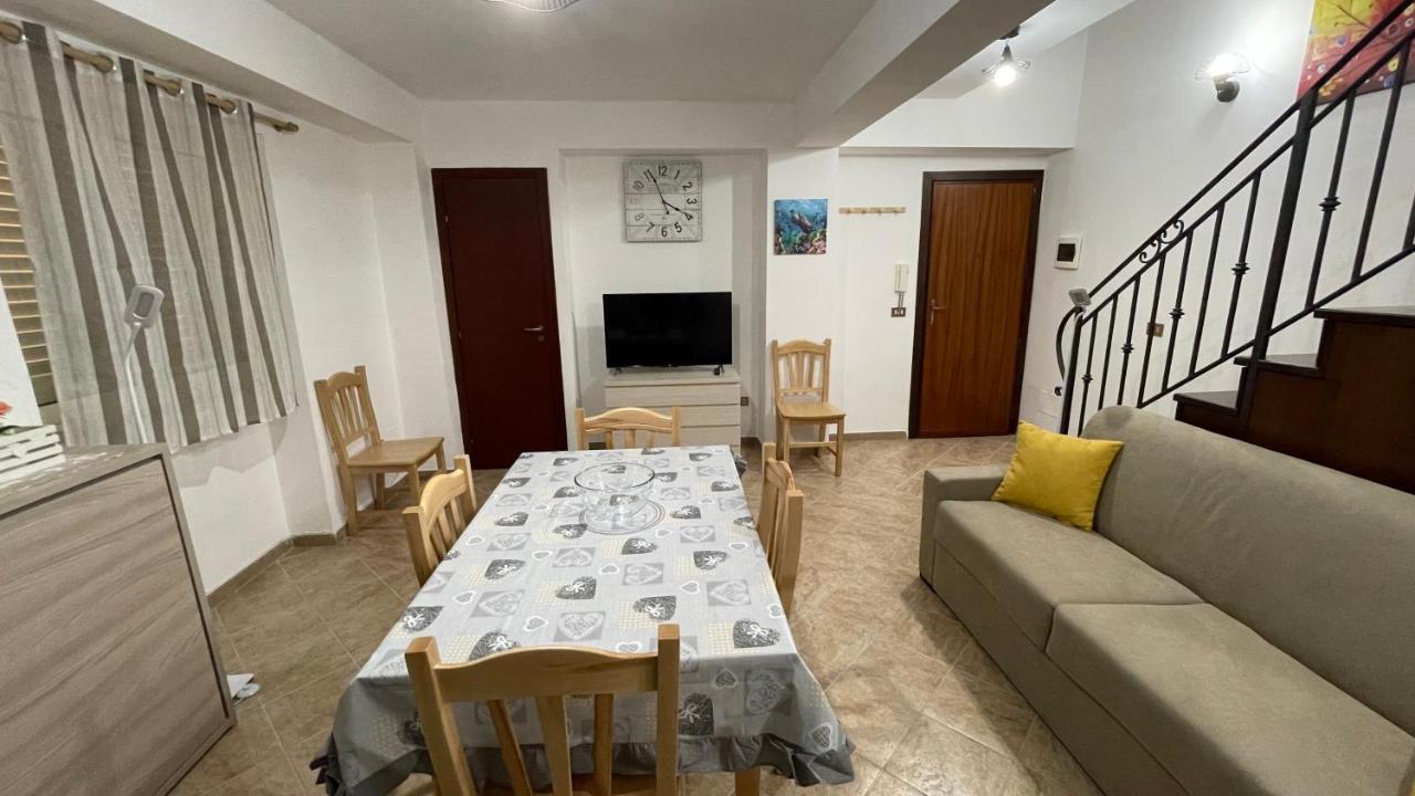 Casa Vacanze Antico Cortile Delle Palme Βίλα Villagrazia Di Carini Εξωτερικό φωτογραφία