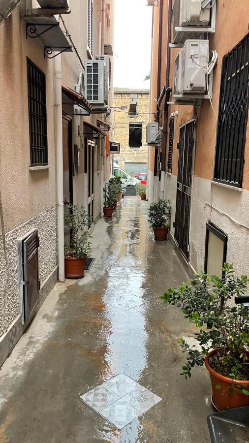Casa Vacanze Antico Cortile Delle Palme Βίλα Villagrazia Di Carini Εξωτερικό φωτογραφία