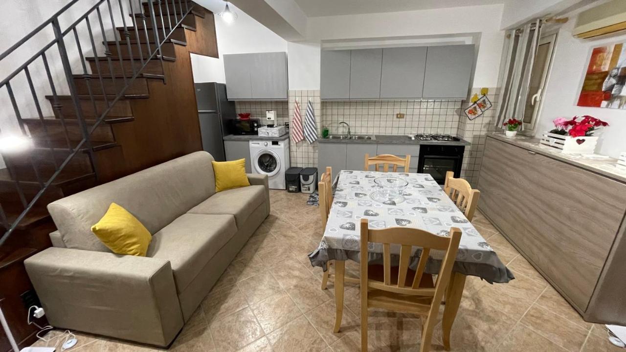 Casa Vacanze Antico Cortile Delle Palme Βίλα Villagrazia Di Carini Εξωτερικό φωτογραφία