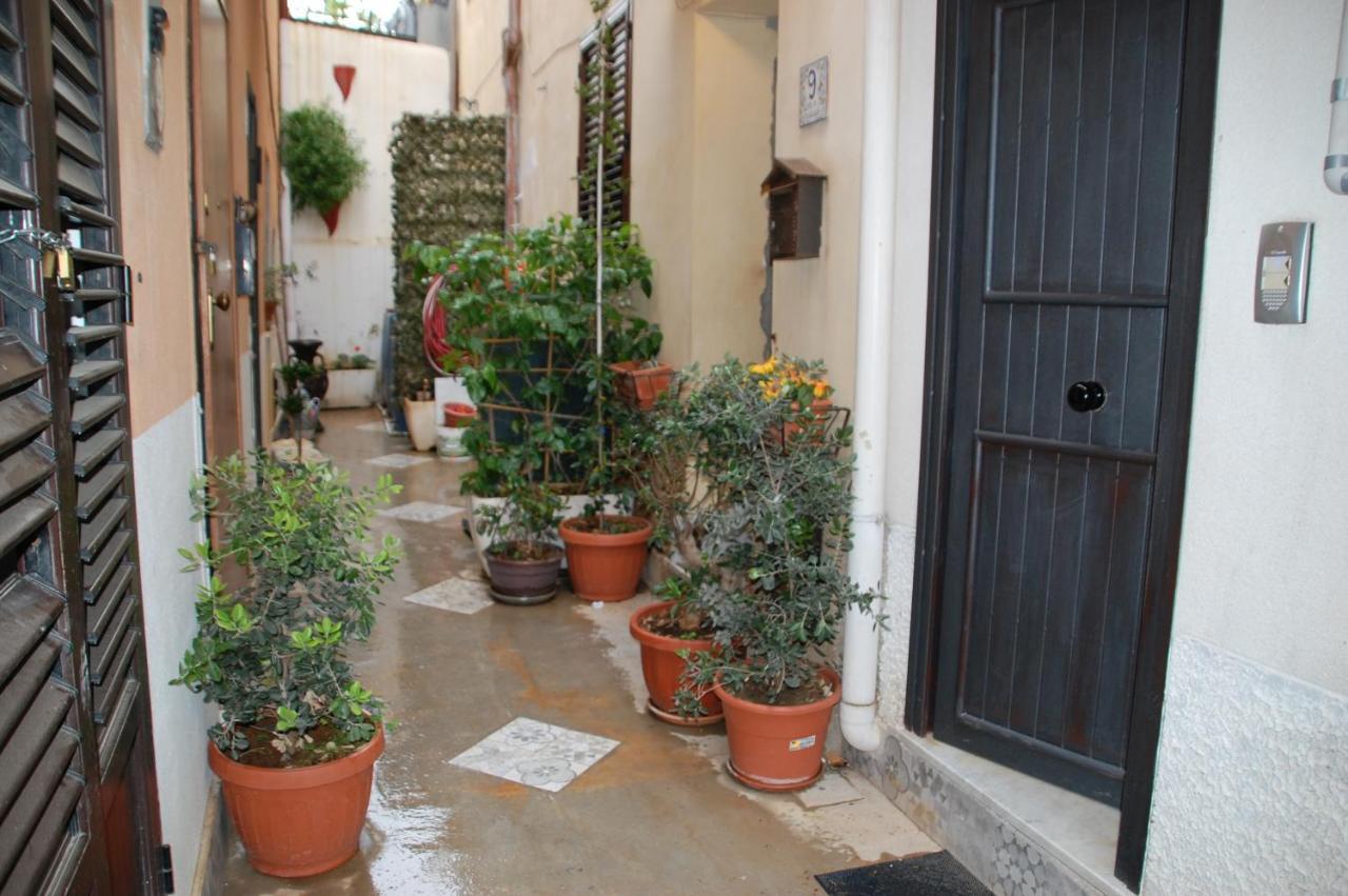 Casa Vacanze Antico Cortile Delle Palme Βίλα Villagrazia Di Carini Εξωτερικό φωτογραφία