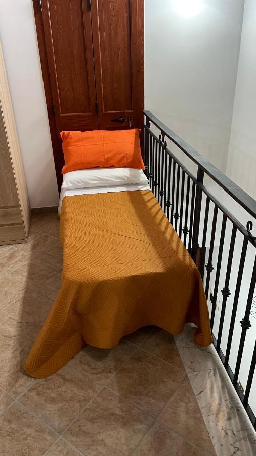 Casa Vacanze Antico Cortile Delle Palme Βίλα Villagrazia Di Carini Εξωτερικό φωτογραφία